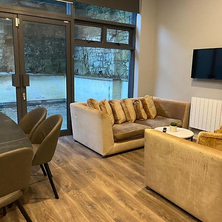 Madison House Aparthotel Galway Ngoại thất bức ảnh