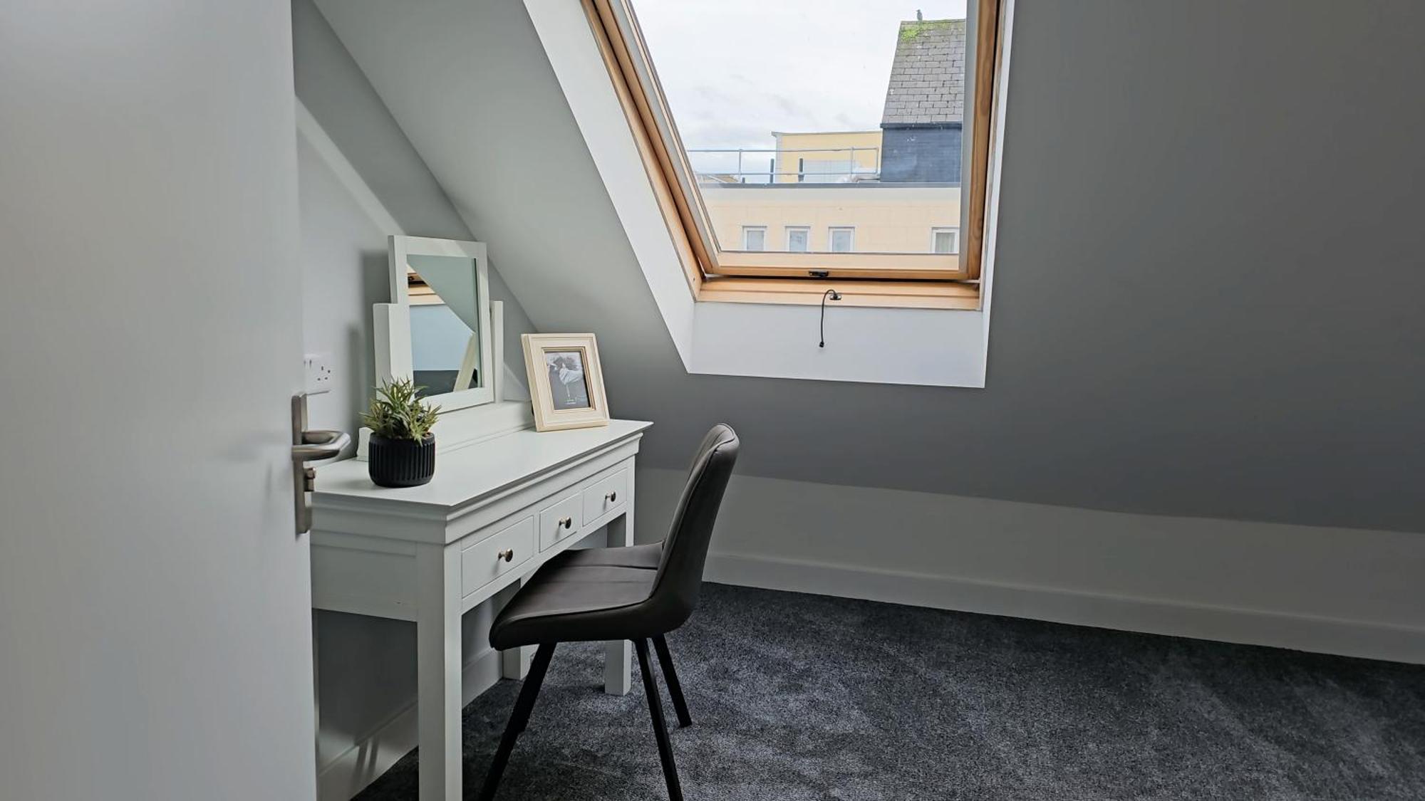 Madison House Aparthotel Galway Ngoại thất bức ảnh