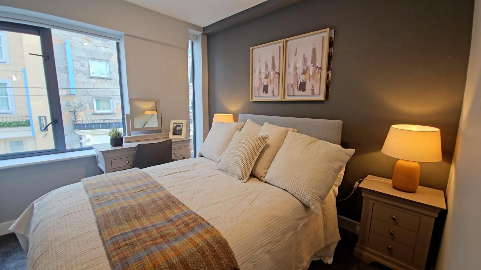Madison House Aparthotel Galway Ngoại thất bức ảnh